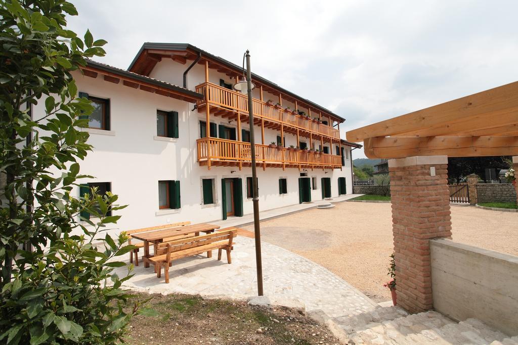 Albergo Diffuso Polcenigo C. Zoldan Екстериор снимка
